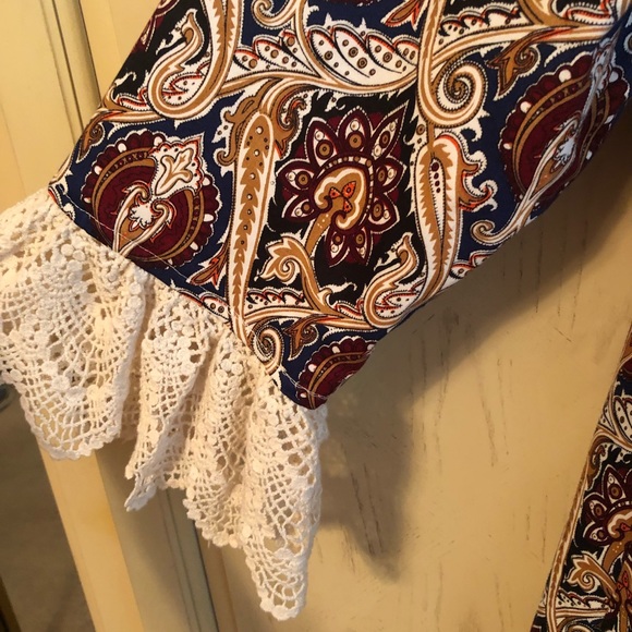 Dainty Jewell’s Paisley Dress - Picture 3 of 6